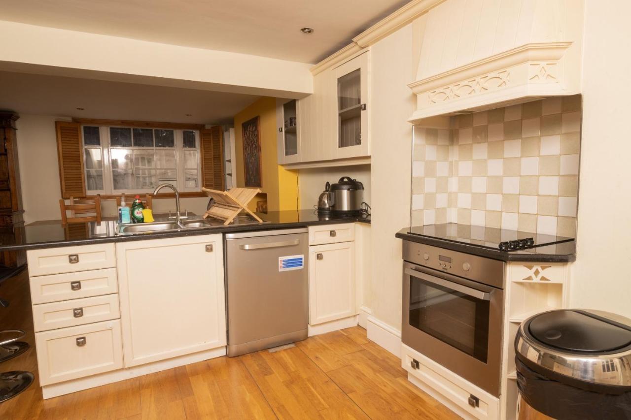 The Angel Place Hideaway - Fair 4Bdr House With Terrace London Exteriör bild